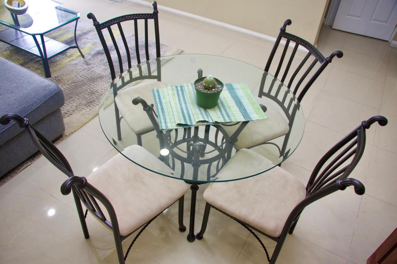 Comfort Homes Kingston Esterno foto